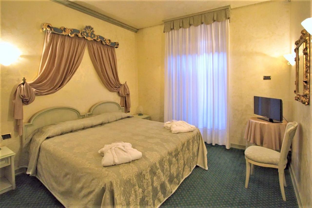 Hotel Colomba D'Oro Verona Exteriér fotografie